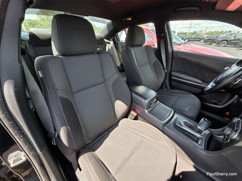 Used 2017 Dodge Charger SXT w/ Rallye Group AWD/4WD image 8