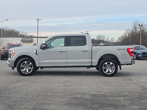 Used 2023 Ford F150 Lariat w/ Max Trailer Tow Package image 4