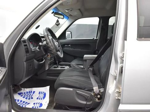 Used 2011 Jeep Liberty Sport w/ Popular Equipment Group AWD/4WD image 14
