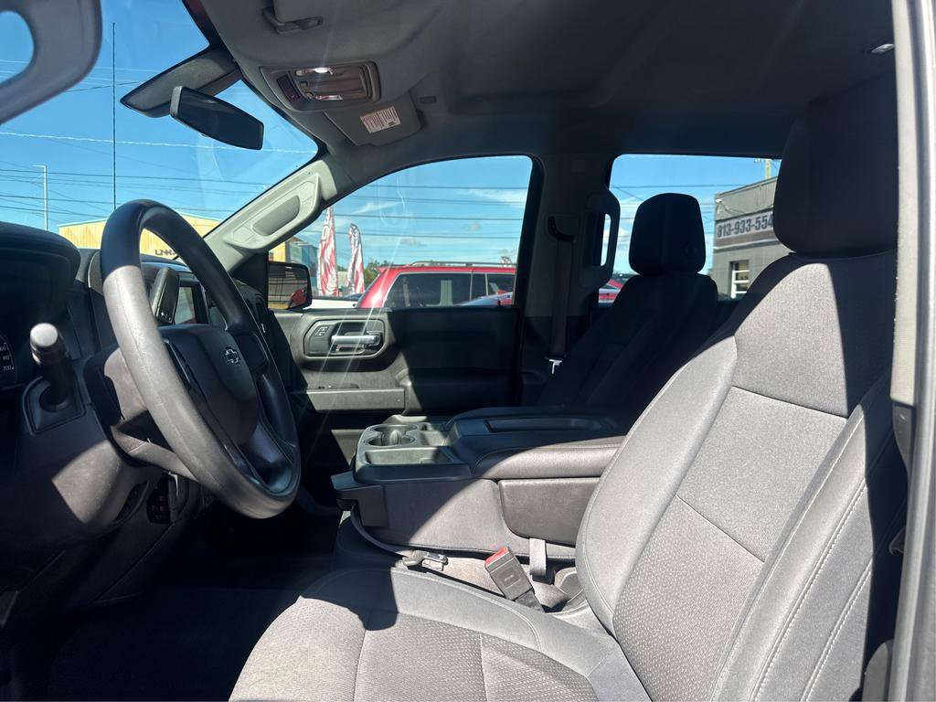 Used 2019 Chevrolet Silverado 1500 Custom Trail Boss w/ Custom Convenience Package AWD/4WD image 9