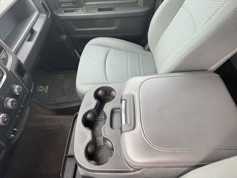 Used 2013 RAM 3500 ST w/ SXT Appearance Group image 38