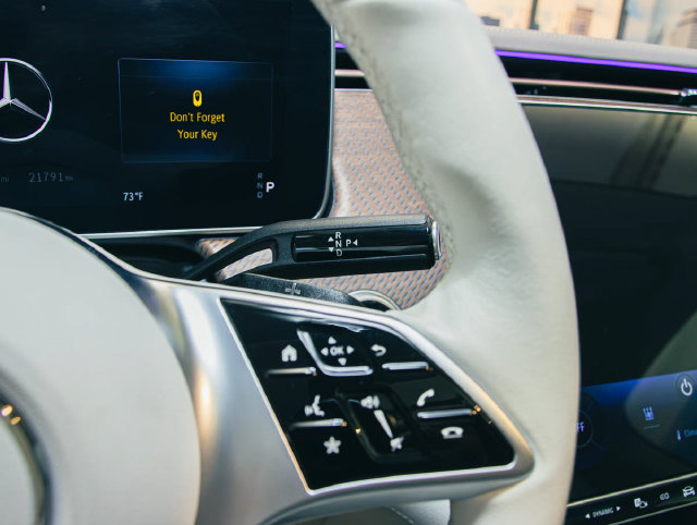 Certified 2023 Mercedes-Benz EQE 500 4MATIC Sedan image 14