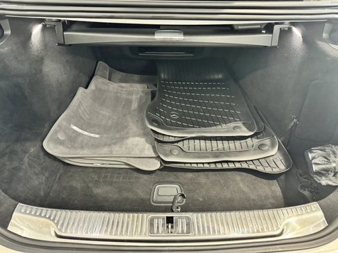 Used 2022 Mercedes-Benz S 580 4MATIC Sedan w/ AMG Line Package image 46