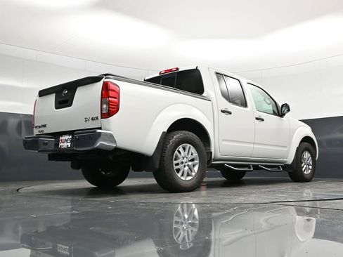 Used 2017 Nissan Frontier SV w/ SV Value Truck Package AWD/4WD image 47