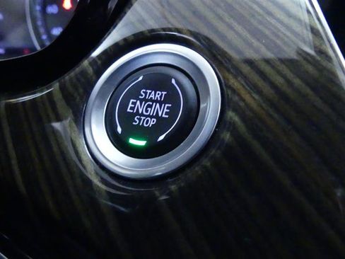 Used 2022 Cadillac XT6 Sport w/ Platinum Package image 20