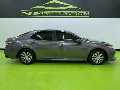 Used 2023 Toyota Camry LE image 11