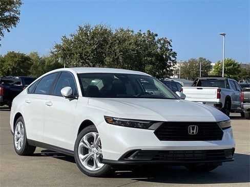 New 2025 Honda Accord LX image 2