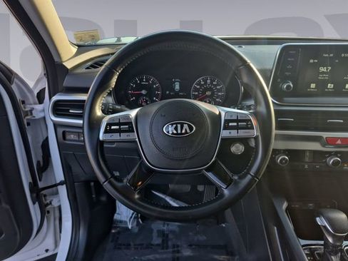 Used 2021 Kia Telluride LX image 13