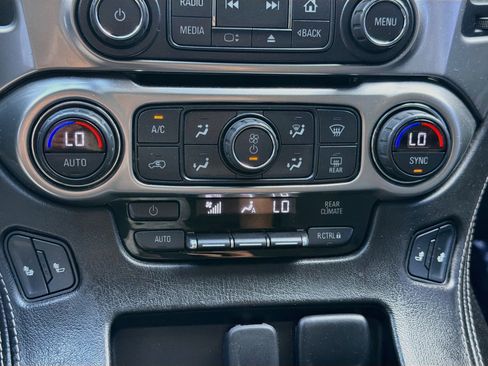 Used 2019 Chevrolet Tahoe LT w/ RST Edition RWD image 35