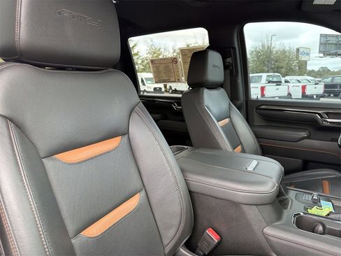 Used 2024 GMC Sierra 2500 AT4 w/ AT4 Premium Plus Package image 20