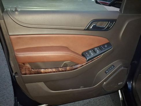 Used 2018 Chevrolet Tahoe Premier image 13