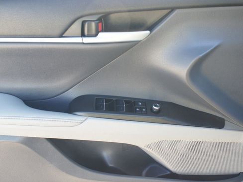 Used 2024 Toyota Camry XSE image 27