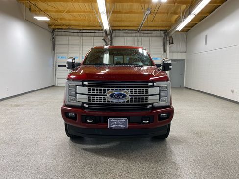 Used 2018 Ford F250 Platinum w/ Platinum Ultimate Package image 7