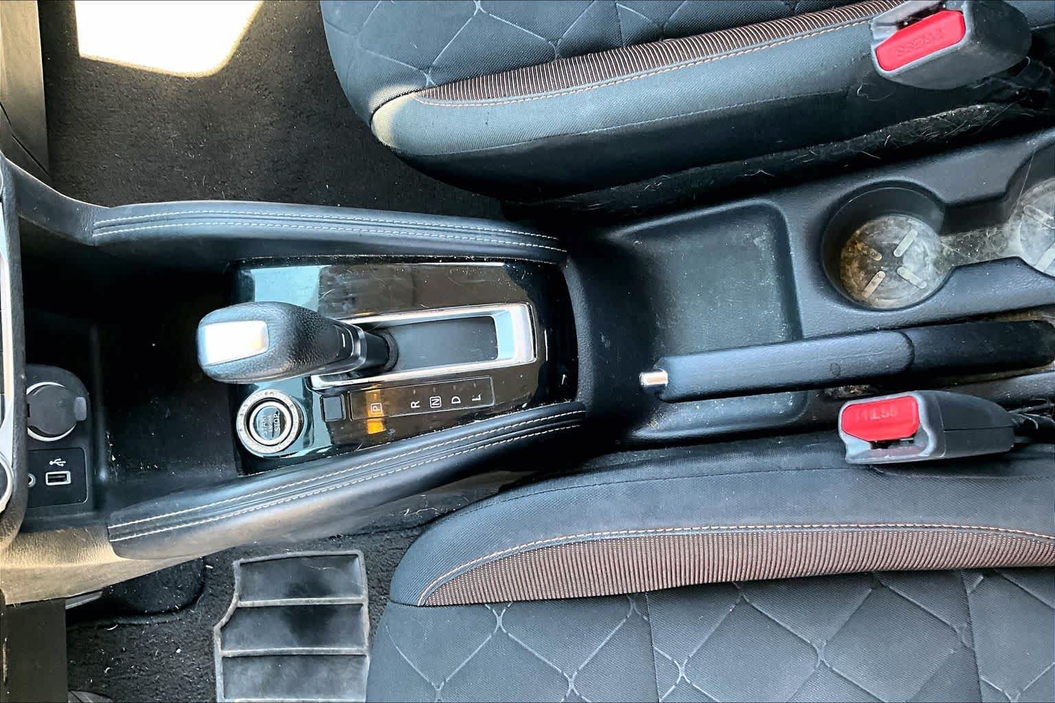 Used 2018 Nissan Kicks SR w/ Exterior Package FWD image 13