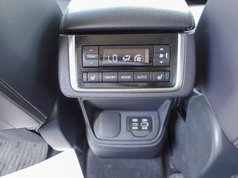 Certified 2023 Subaru Ascent Limited w/ Technology Package AWD/4WD image 23