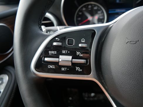 Used 2022 Mercedes-Benz GLC 300 4MATIC image 30