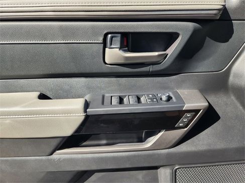 Used 2023 Toyota Tundra Limited image 23