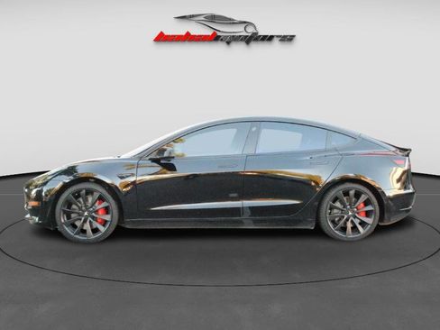 Used 2019 Tesla Model 3 Performance image 8
