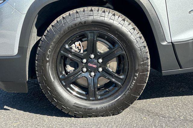 Used 2023 GMC Acadia AT4 w/ Preferred Package AWD/4WD image 27