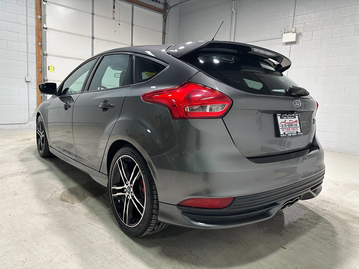 Used 2015 Ford Focus ST w/ Equipment Group 402A FWD image 19