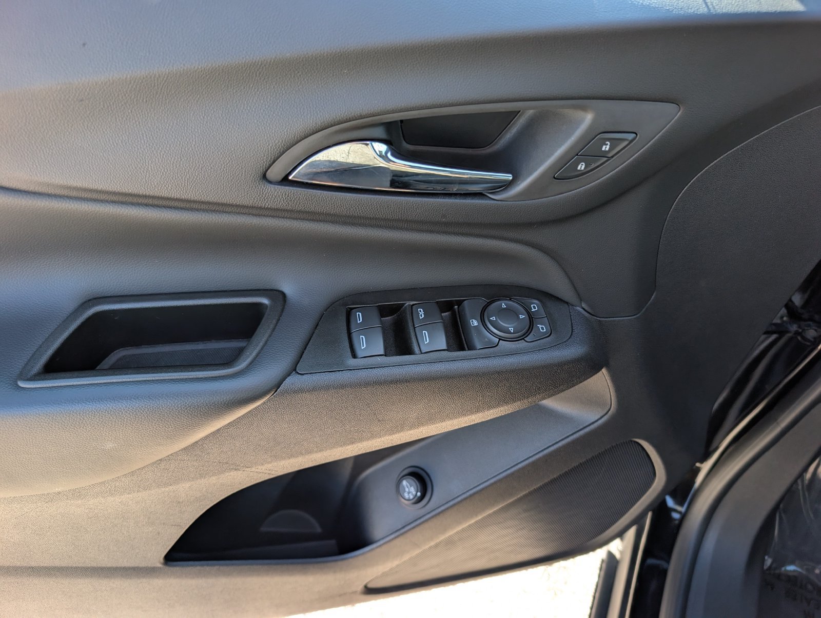 Used 2023 Chevrolet Equinox LT FWD image 20