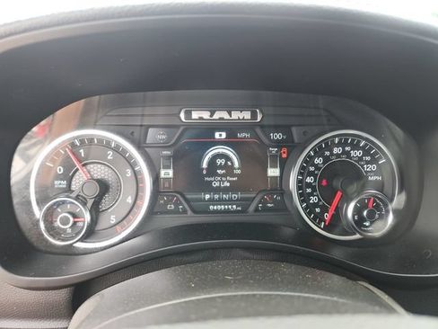 Used 2024 RAM 2500 Laramie AWD/4WD image 12