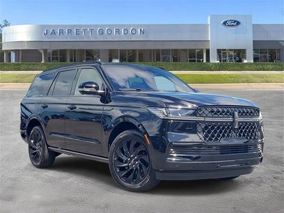 Used 2025 Lincoln Navigator Reserve w/ Jet Appearance Package
