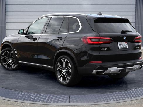 Used 2022 BMW X5 xDrive40i w/ Premium Package image 5