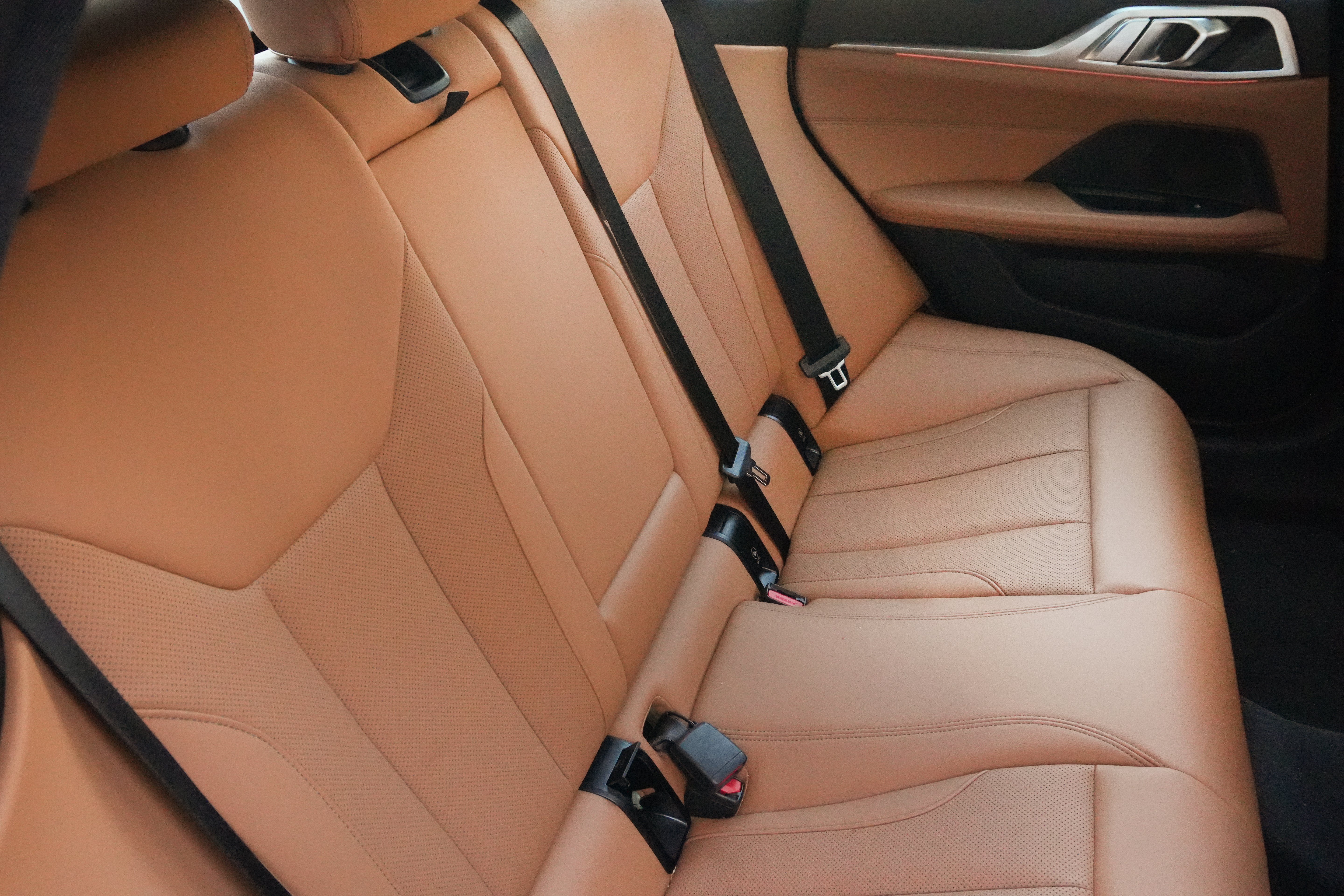 Certified 2024 BMW i4 eDrive35 w/ Premium Package RWD image 33