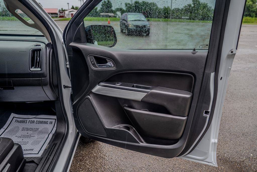 Used 2022 Chevrolet Colorado LT w/ LT Convenience Package AWD/4WD image 26