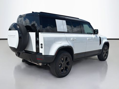 New 2026 Land Rover Defender 110 S AWD/4WD image 5