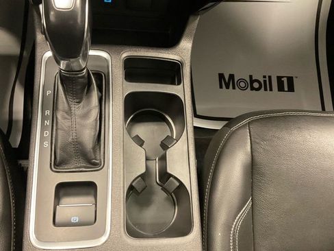 Used 2018 Ford Escape Titanium w/ Ford Safe & Smart Package image 27