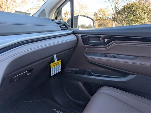 New 2026 Honda Odyssey Touring image 27