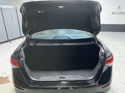 Used 2024 Nissan Sentra SV FWD image 19