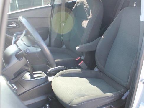 Used 2020 Chevrolet Trax LS w/ Tint and Cruise Package image 13