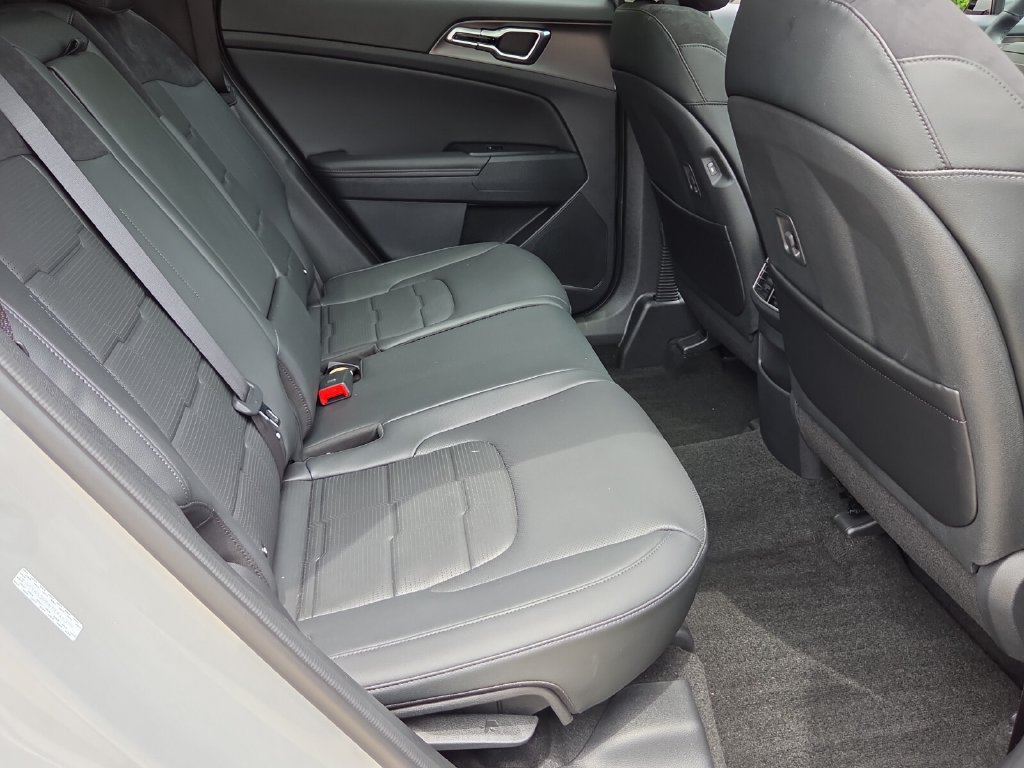 Used 2026 Kia Sportage SX FWD image 18