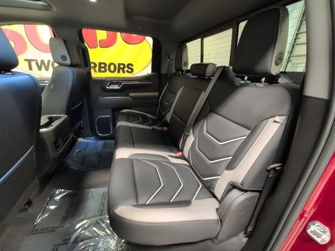 New 2026 Chevrolet Silverado 1500 RST w/ Dark Appearance Package image 36