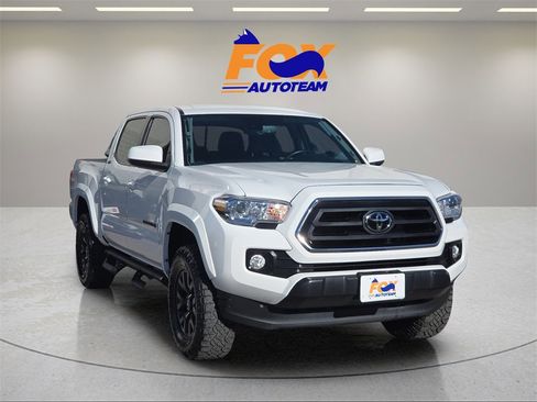 Certified 2023 Toyota Tacoma SR5 image 8