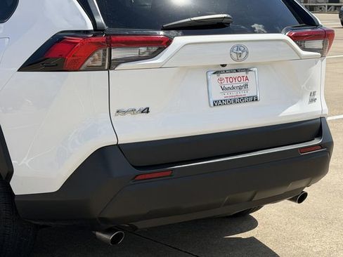 Used 2024 Toyota RAV4 LE image 6