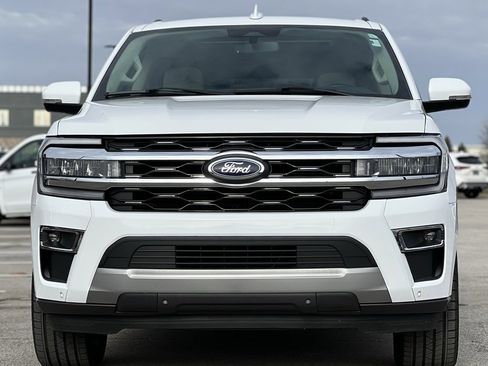 Used 2024 Ford Expedition Max Limited image 13