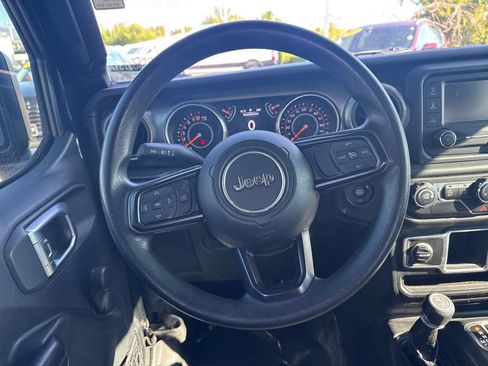 Used 2018 Jeep Wrangler Unlimited Sport AWD/4WD image 27