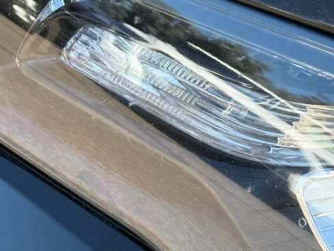 Used 2017 Chrysler 300 S w/ 300S Premium Group image 16