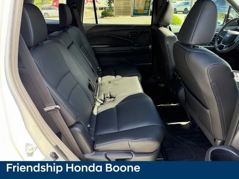 Used 2025 Honda Passport EX-L image 47