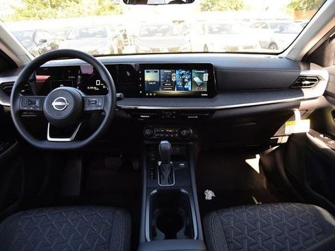 New 2026 Nissan Kicks SV w/ Cold Weather Package image 8