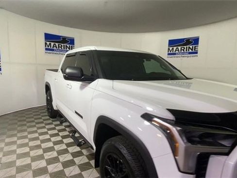 Used 2024 Toyota Tundra SR5 w/ SR5 Premium Package image 4