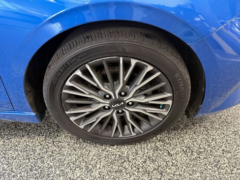 Used 2023 Kia Forte GT-Line w/ GT-Line Premium Package FWD image 31
