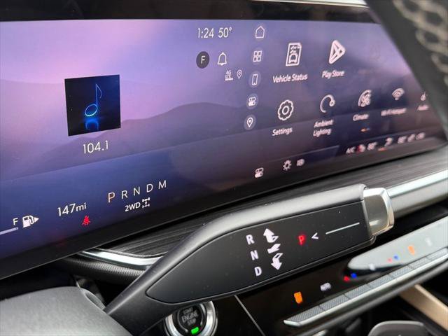 Used 2025 Buick Envision Preferred AWD/4WD image 18