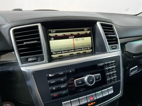 Used 2016 Mercedes-Benz GL 450 4MATIC image 32