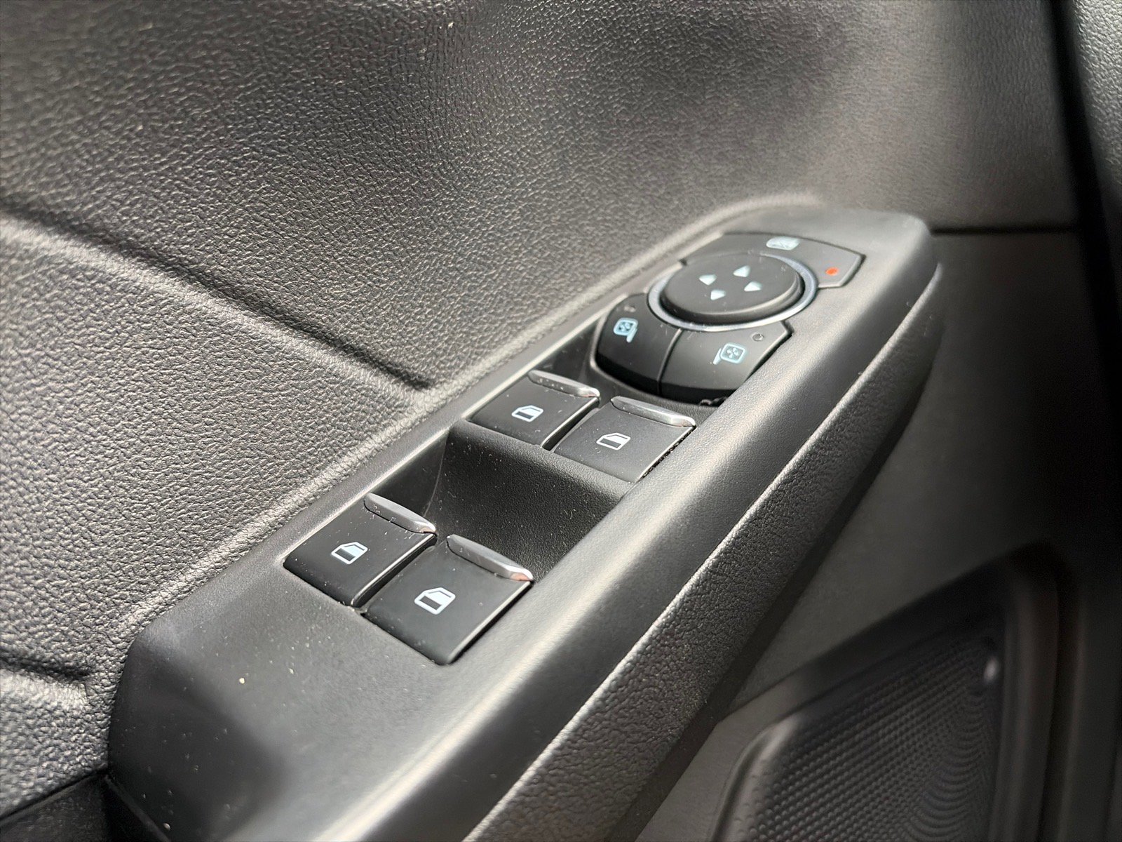 Used 2023 Ford Escape ST-Line w/ Tech Pack #1 AWD/4WD image 28