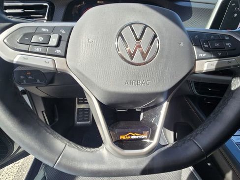 Used 2024 Volkswagen Atlas Peak Edition SEL AWD/4WD image 24